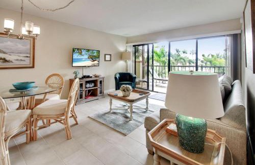 Sunset Beach House | Land's End 1-203 Pool View