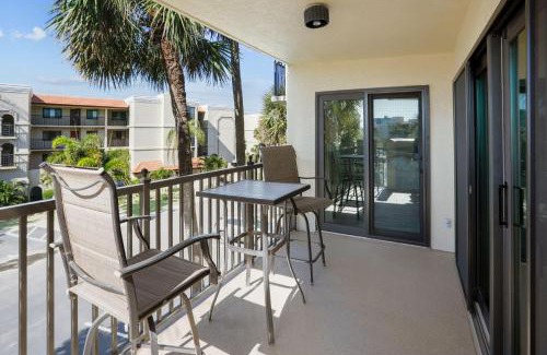 Sunset Beach House | Land's End 1-303 Gulf View