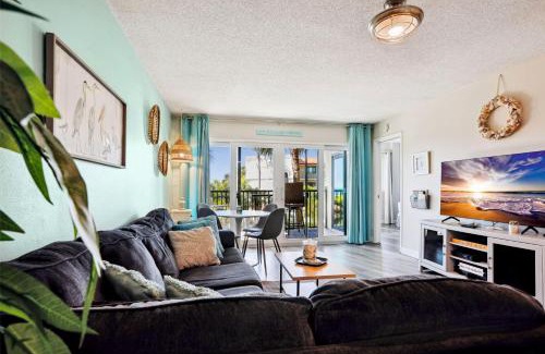 Sunset Beach House | Land's End 1-303 Gulf View