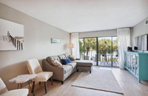Sunset Beach House | Land's End 1-306 Bay Front- Premier