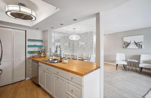 Sunset Beach House | Land's End 1-306 Bay Front- Premier