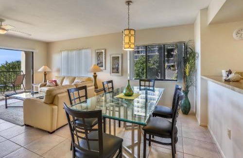 Sunset Beach House | Land's End 11-207 Beach Front