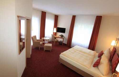 Schuelp Bei Nortorf Hotel | Landhotel Möllhagen