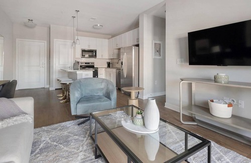 Southside Apartment | Landing | Amazing 2BD, Clubhouse, Pool