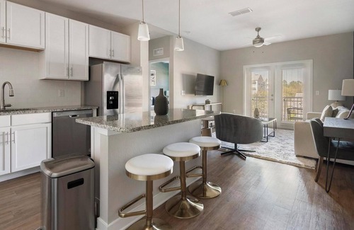 Southside Apartment | Landing | Amazing 2BD, Clubhouse, Pool