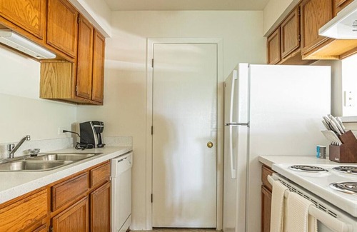 Chicago Apartment | Landing at The Green at Chevy Chase - 2 Bedrooms in Downtown Buffalo Grove