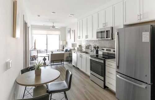 Huntsville Apartment | Landing | Beautiful 1BD, Gym, Clubhouse