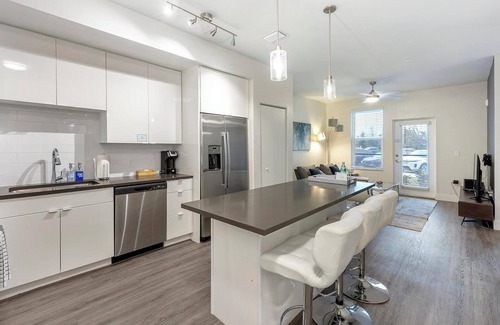 Port Tampa City Apartment | Landing | Beautiful 1BD, Gym, Clubhouse