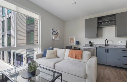 Fort Collins Apartment | Landing | Incredible 1BD, Clubhouse, Pool