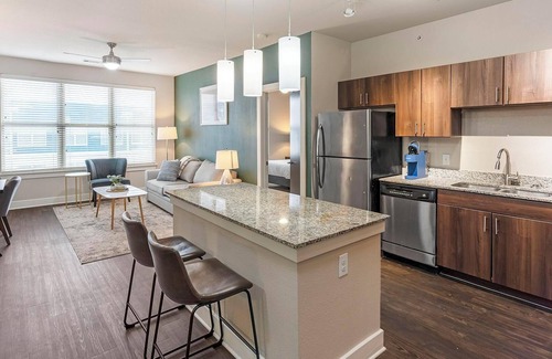 Tobin Hill Apartment | Landing | Incredible 2BD, Pool, Courtyard