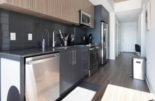 Baileys Crossroads Apartment | Landing | Modern 1BD, Game Room, Gym