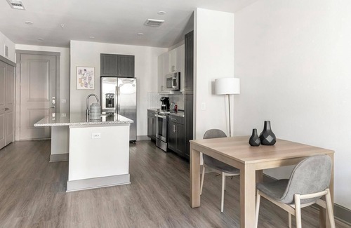 McKinney Apartment | Landing | Spectacular 1BD, Gym, Pool