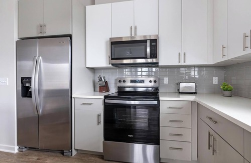 Wimauma Apartment | Landing | Stunning 2BD, Gym, Clubhouse