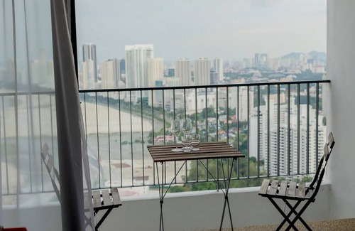 Tanjung Bungah Apartment | Landmark by Katana by Sanguine