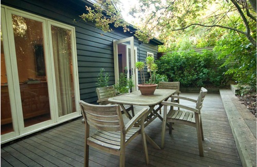 Red Hill House | Langdons - In the heart of Red Hill where you can walk to Restaurants & Shops