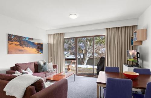 Thredbo Apartment | Lantern 2 Patio
