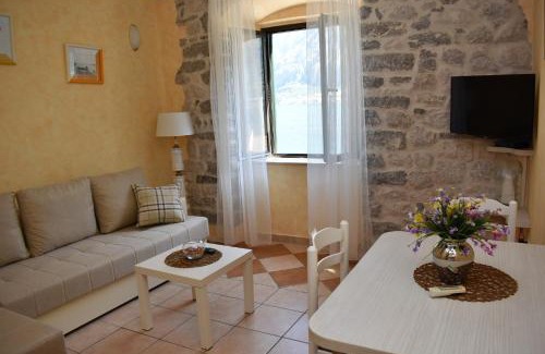 Kotor Apartment | Lanterna Apartments