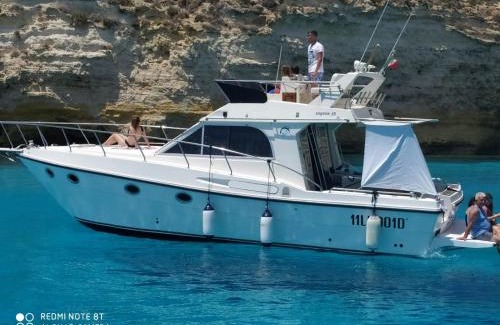 Lampedusa Boat Rental | Lara S escursioni in barca in esclusiva con pranzo