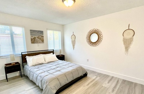 West Little River House | Large 3Br/2Ba Oasis Wynwood & Beaches *30 day Stay*