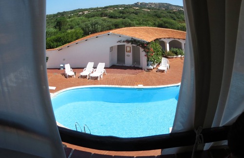 Cala Bitta Apartment | Large, comfortable three-room apartment in residence with swimming pool, very close to Costa Smeralda