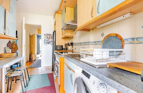 Combat Apartment | Large Two-bedroom Flat to Rent in Paris,100m From Beautiful Buttes Chaumont Parc