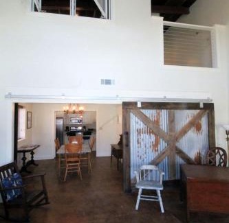 Macon Apartment | Large Unique Ground Floor Loft with Parking #1
