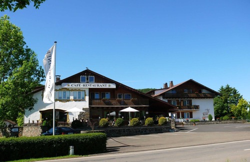 Edertal House | Larger standard double room - Waldhotel Dornröschenshöh