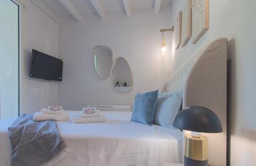 Mandello del Lario Apartment | LarioNest Modern Suites in the City Center 5 min from the Station