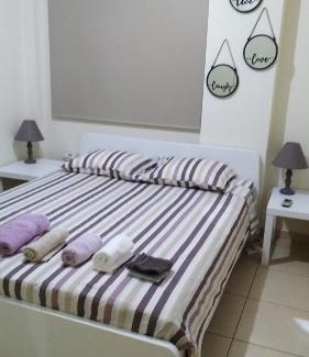 Xylofagou Apartment | Larnaca Xylophagou 2-bedroom apartment with a shaded terrace