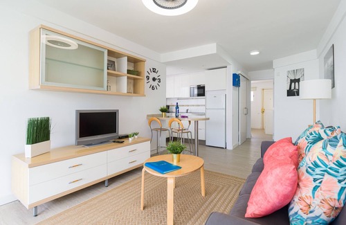 San Agustin Ski Chalet | Las Adelfas South Beach 1 By CanariasGetaway