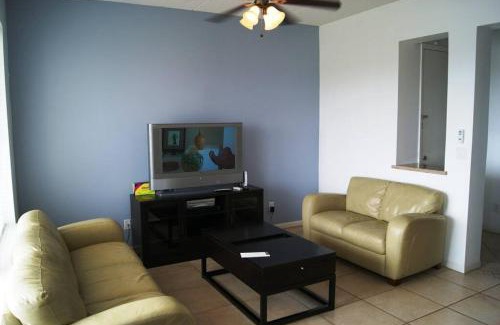 South Padre Island Apartment | Las Marinas 303 Channelfront boatslip, waterview
