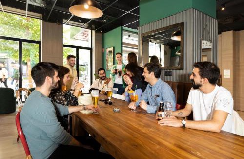 Lower Town Hotel | LATROUPE Grand Place Hostel