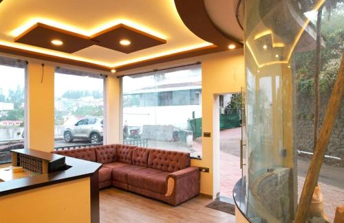 Kodaikanal Hotel | Lazo Eucy Paradise ,Kodaikanal
