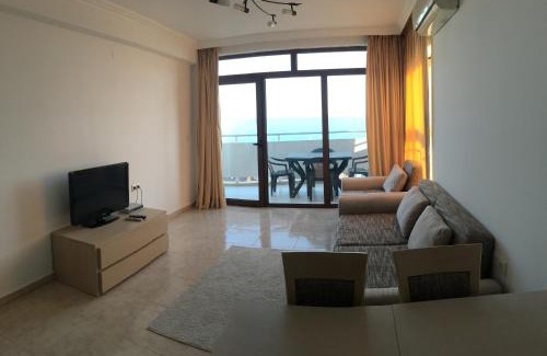 Sveti Vlas Hotel | Lazur 1-5 Apartments Complex