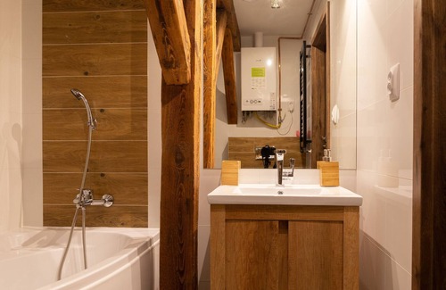 Katowice Apartment | Lazy Days Attic City Center