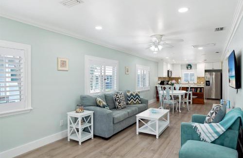 Mid Island House | Lazy Daze A by Sun Palace Vacations