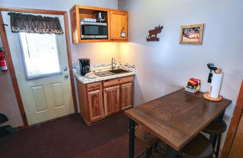 Estes Park House | Lazy R Cottages- 7B cottage