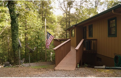 Unaka House | Lazy Timbers in the North Carolina Appalachian mountains