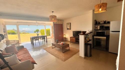 Marigot Apartment | Le Baileys - Spacieux appartement en rez-de-jardin vue lagon