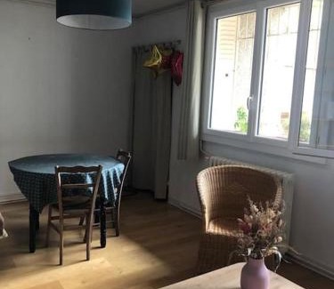 Cote Pavee Apartment | Le beau T4 Côte Pavée parking facile