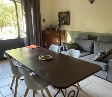 Roussillon House | Le Bois De La Cour
