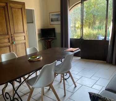 Roussillon House | Le Bois De La Cour