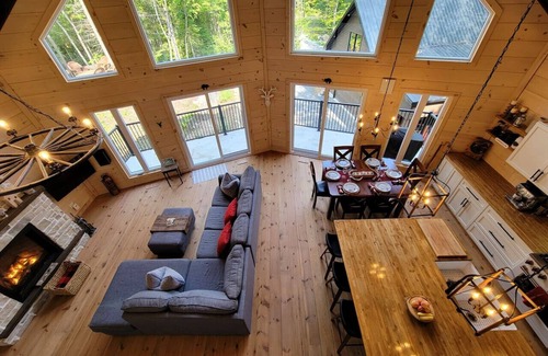 St-Adolphe-d'Howard House | Le Boréal - Location saisonnière à Saint-Adolphe