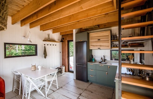 Lac Beauport Ski Chalet | Le Cliffno46 - Maelström Mountain (CITQ #304504)