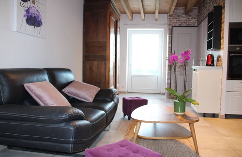Mont-Dol Cottage | Le Clos de la Morière - Cottage sleeps 4