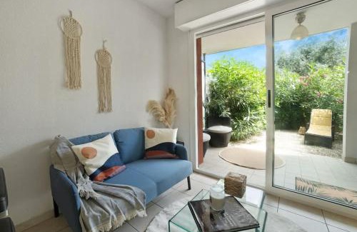 Les Revoires Apartment | Le Cocon - 5 min to Monaco - Ideal couple or business - Near events - Terrace and balcony - Premium services - Extra parking