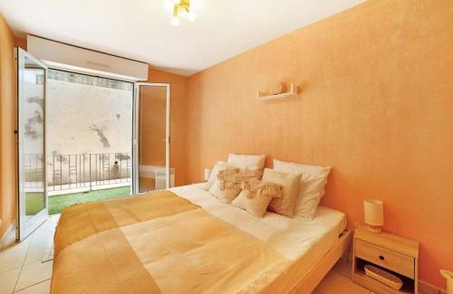 Les Revoires Apartment | Le Cocon - 5 min to Monaco - Ideal couple or business - Near events - Terrace and balcony - Premium services - Extra parking