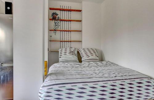 Republique–Point-du-Jour Apartment | Le dartan- Ferm