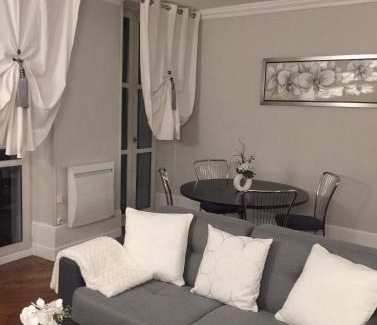 Beaune City Centre Apartment | Le doux rendez-vous