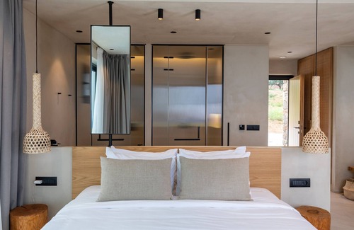 Evrostina Hotel | Le Grand Bleu Resort